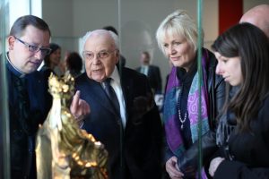 Der Domschatz Minden beherbergt eine der bedeutendsten Sammlungen christlicher Kunst in Deutschland. Am 24. März 2017 wurde er neu eröffnet.